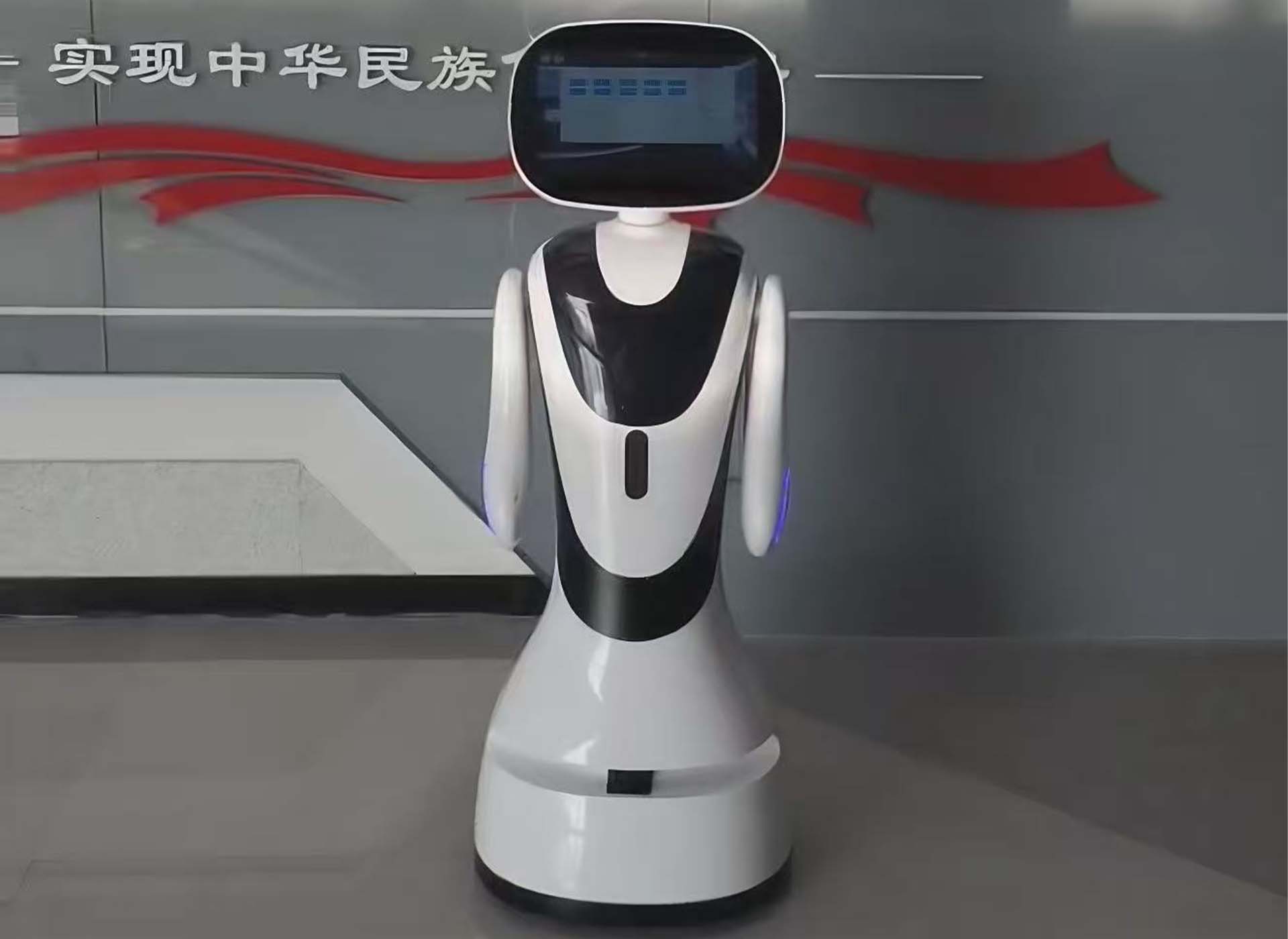 石家庄某展厅引入智能迎宾机器人,打造燕赵大地智慧接待新标杆!
